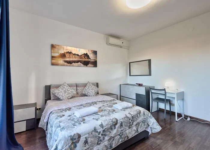 Cozy Appartment & Room